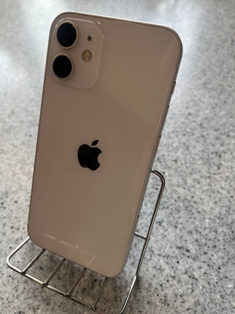 Apple iPhone 12miniホワイト