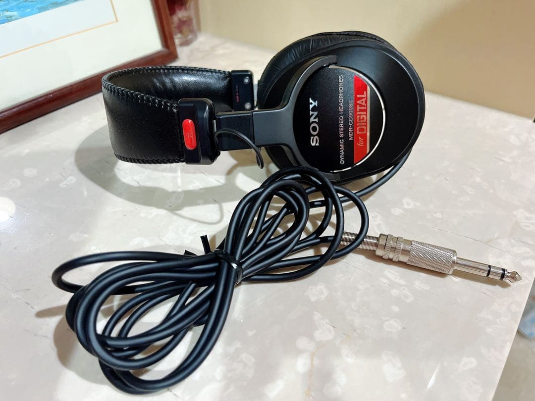 SONY MDR-CD900ST 密閉型スタジオモニターへ ッドホン【ほぼ新品】