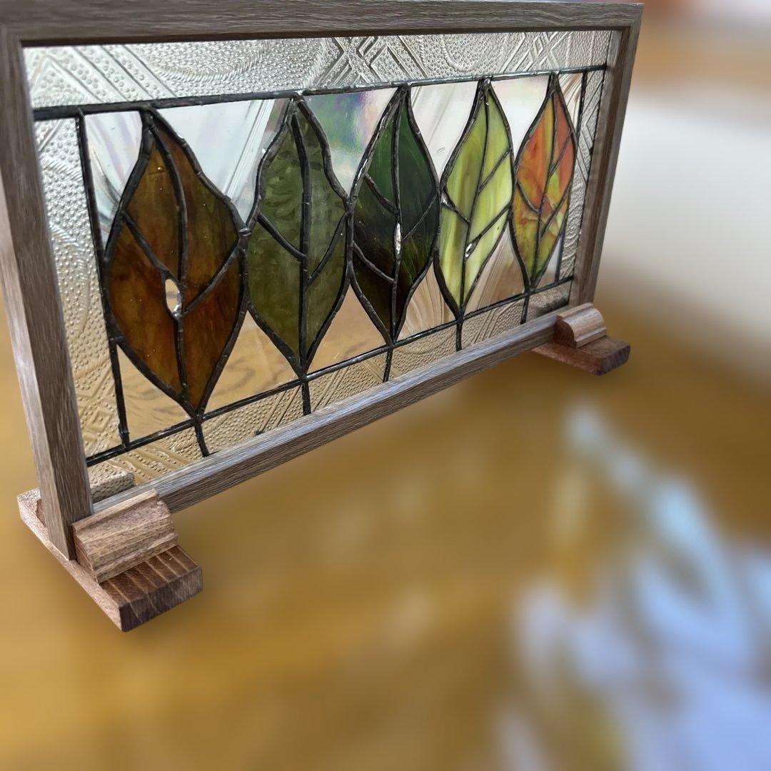 ステンドグラスパネル　葉っぱ達9