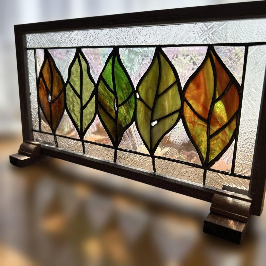 ステンドグラスパネル　葉っぱ達9