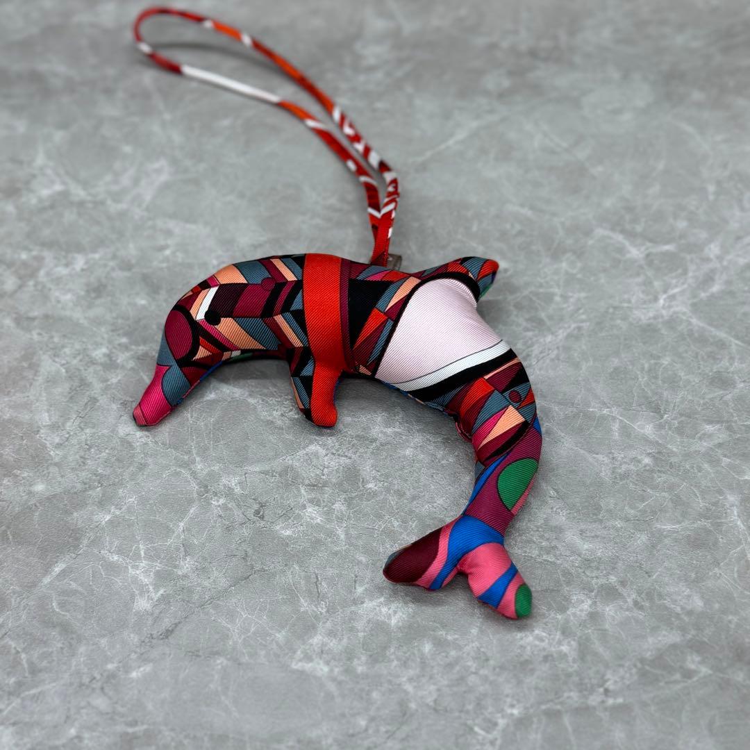 箱付き美品　エルメス　イルカ　プティアッシュ　チャーム