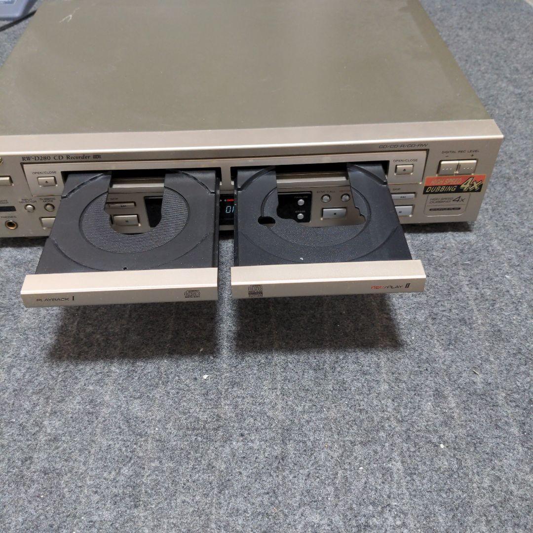 ラジオ・コンポ RW-D280 CD Recorder