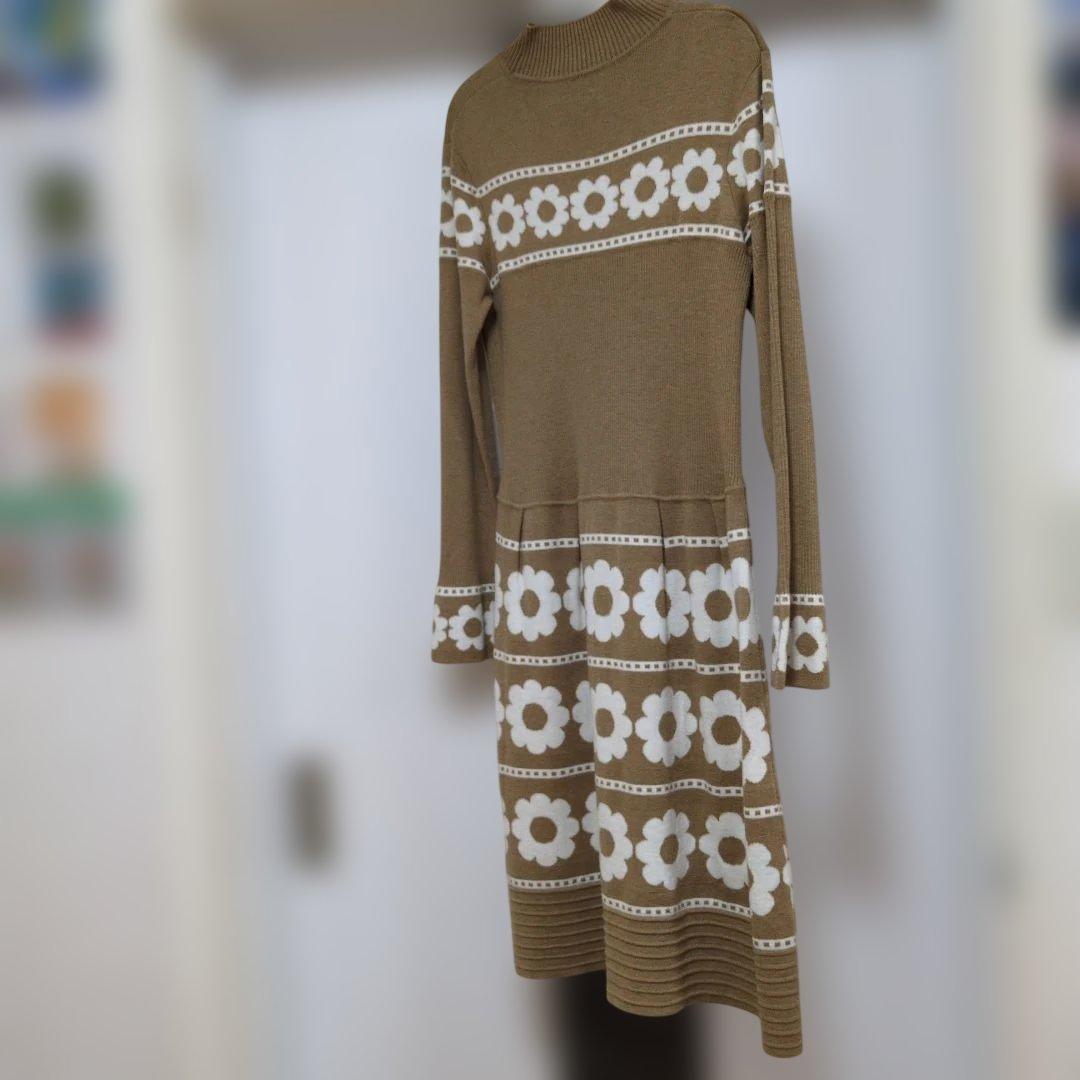 新品未使用　スーパービューティー　花柄ニットワンピース チュニック