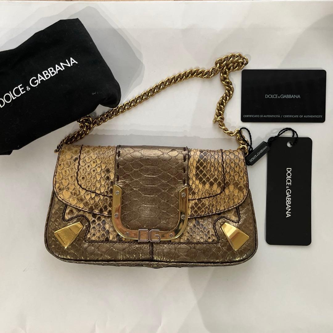 ドルチェ&ガッバーナ パイソン柄　蛇柄　クラッチ　チェーン付