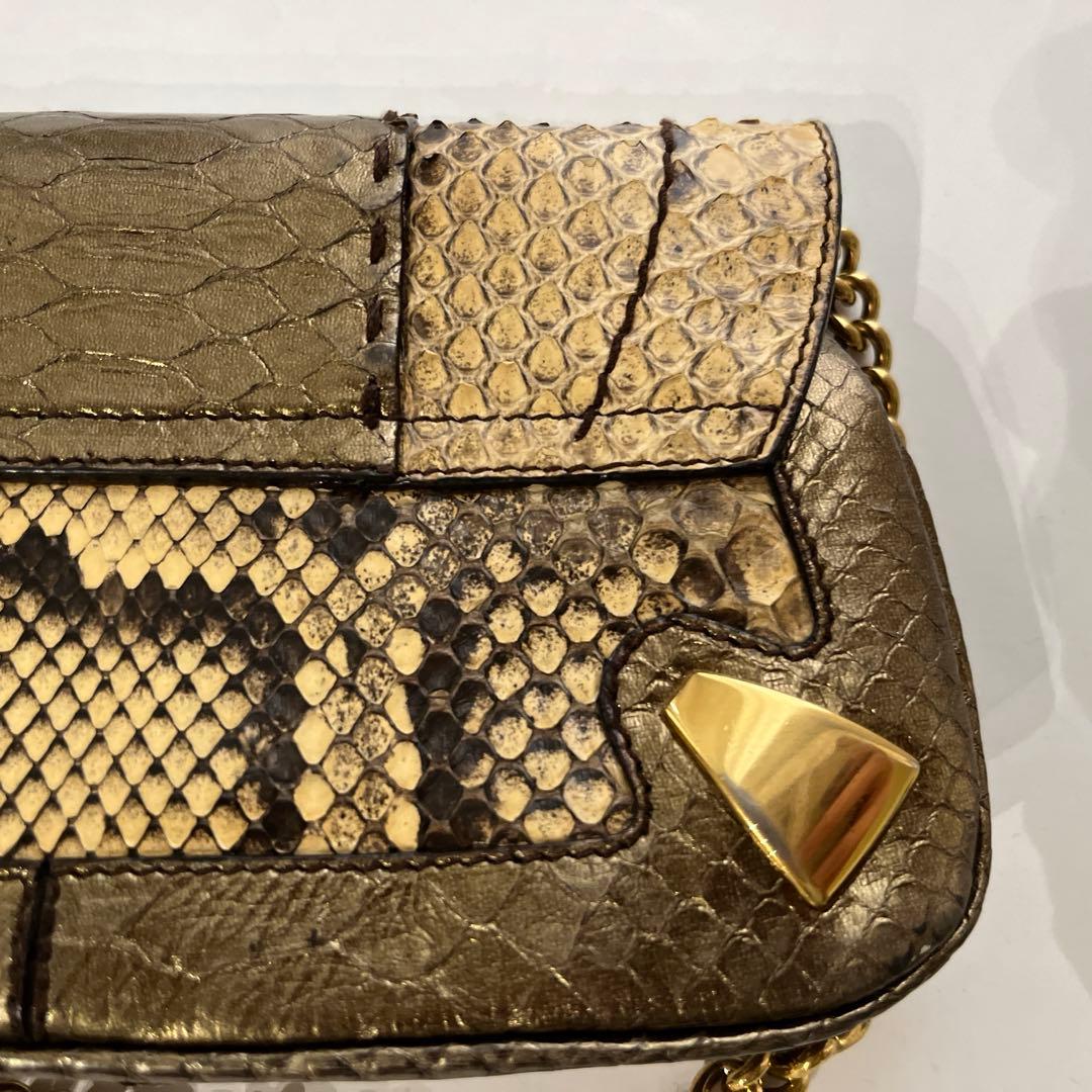 ドルチェ&ガッバーナ パイソン柄　蛇柄　クラッチ　チェーン付