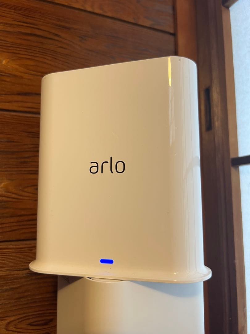 Arlo Pro3 アーロ　スポットライトカメラ　ワイヤレスセキュリティカメラ