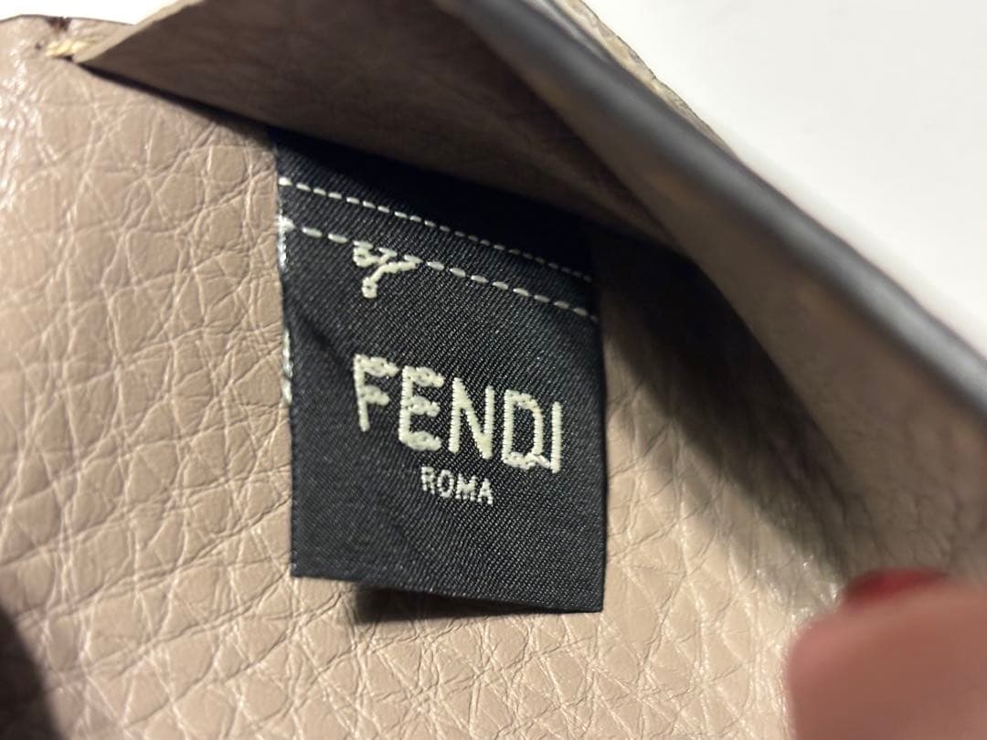 ☆FENDI☆フェンディ⭐︎名刺入れ⭐︎