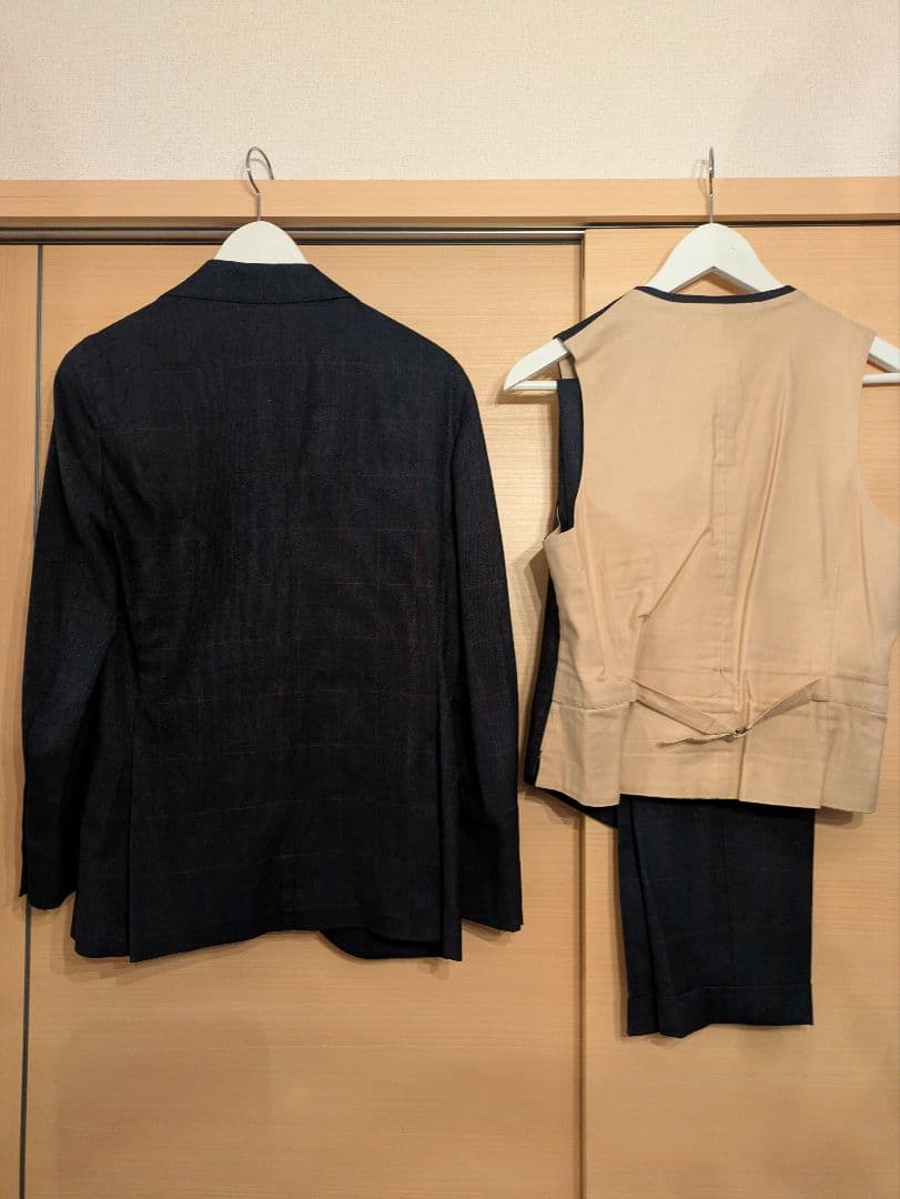 UNITED ARROWS イタリア製　スリーピーススーツ　ネイビー