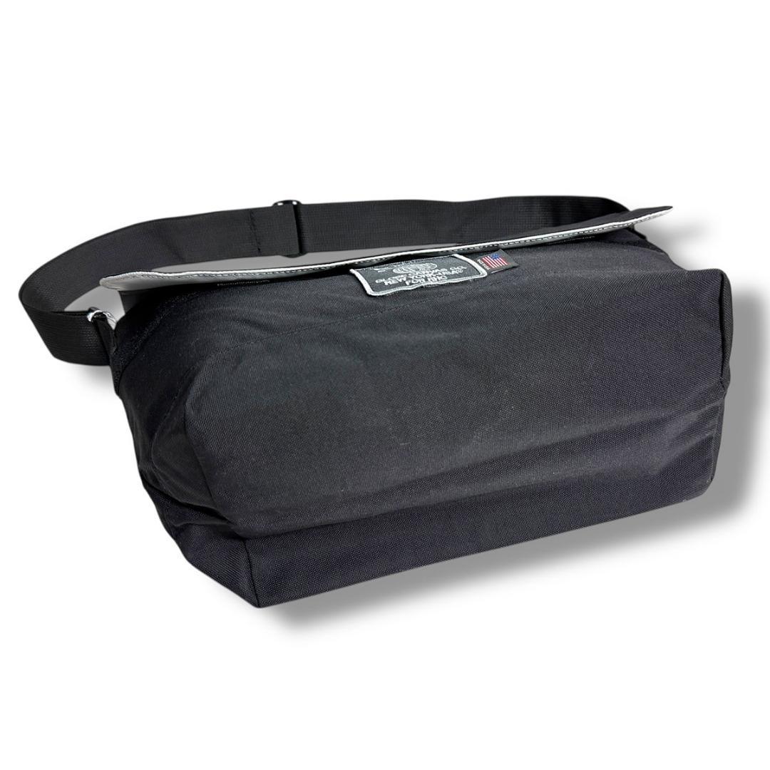 J7194新品 ディマティーニ 24SSRHC別注メッセンジャーバッグ 黒×灰