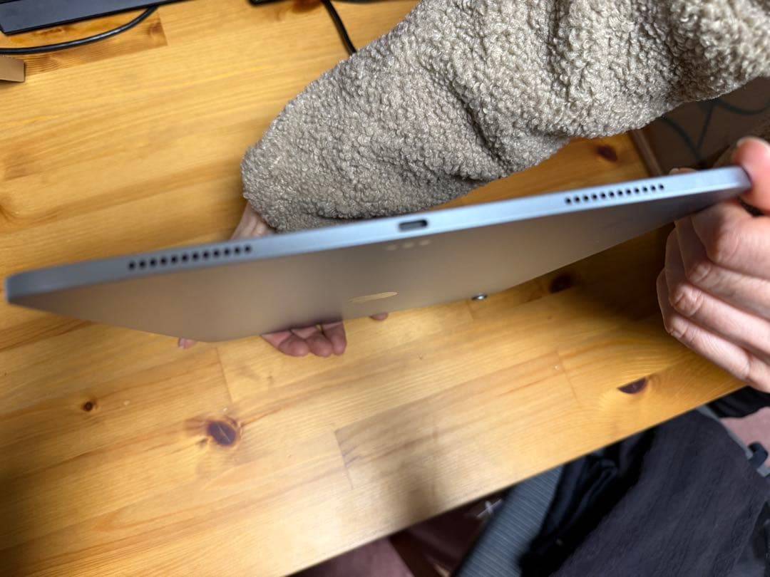 バッテリー容量100 M2 ipad Air 13インチ 128GB