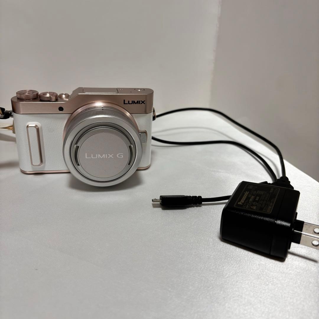 【美品】　Panasonic Lumix GF10 ホワイト　ダブルレンズキット