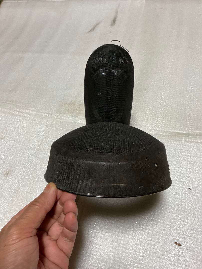 冠・烏帽子帽子。【昭和時代の物　中古品　敗れ箇所有ります】。