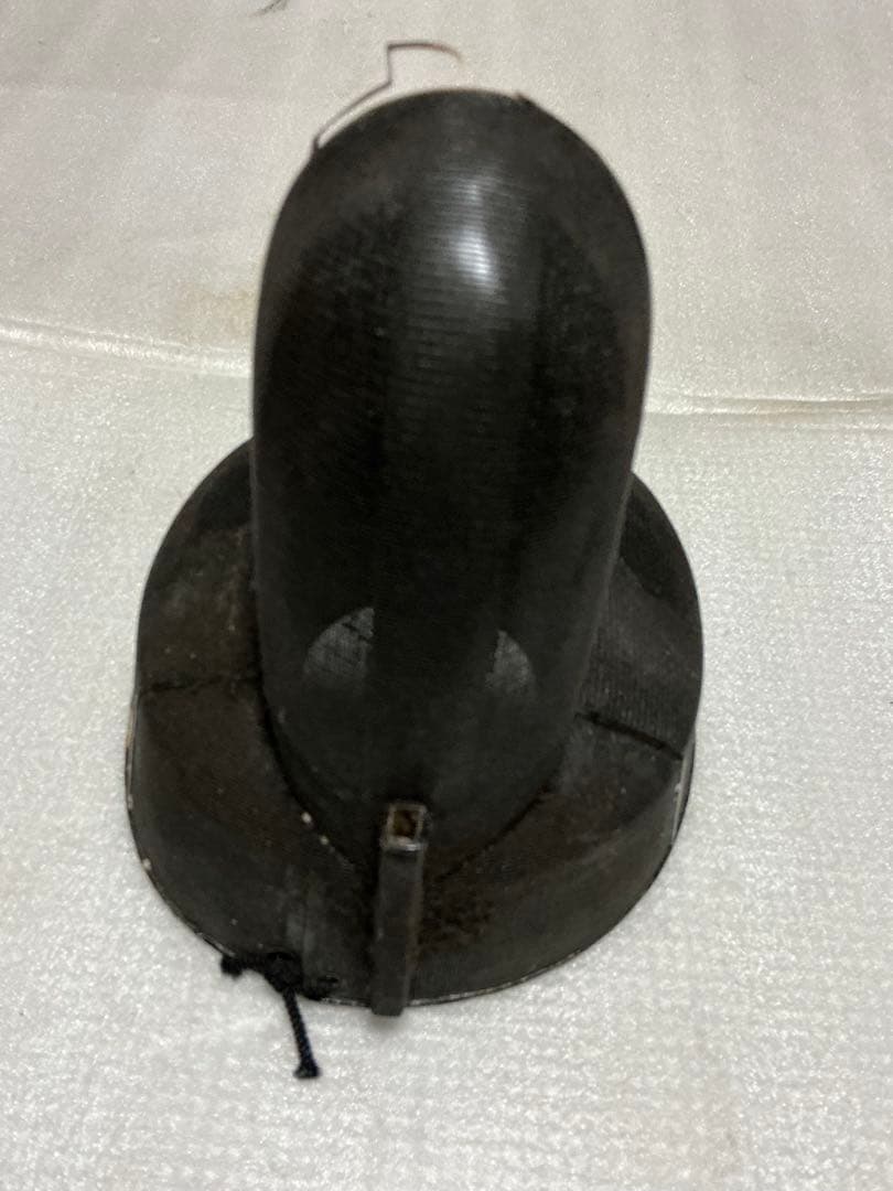 冠・烏帽子帽子。【昭和時代の物　中古品　敗れ箇所有ります】。