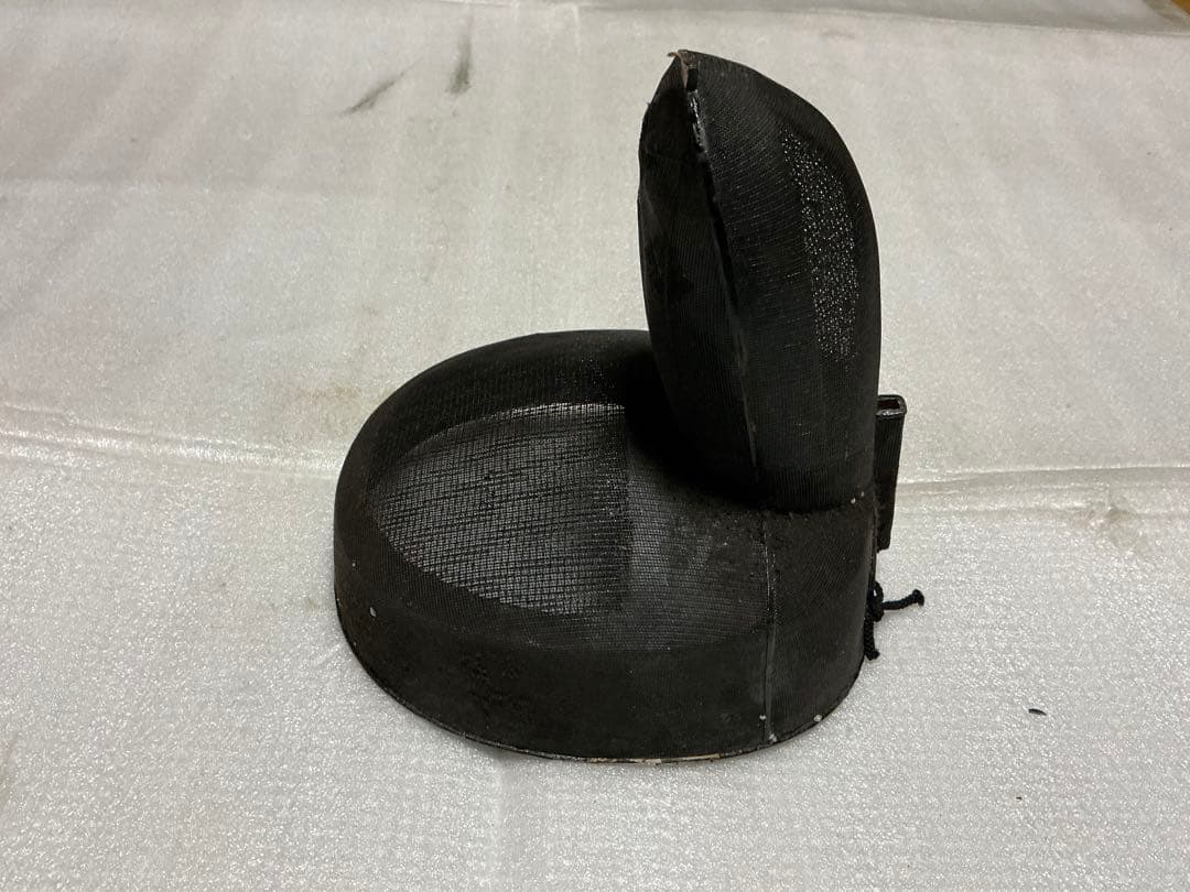 冠・烏帽子帽子。【昭和時代の物　中古品　敗れ箇所有ります】。