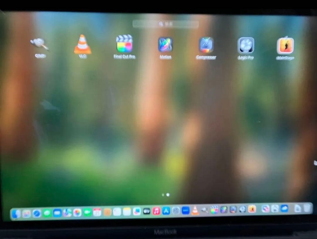 Macbook 2017、12インチ、sequoia,windows 仮想マシン