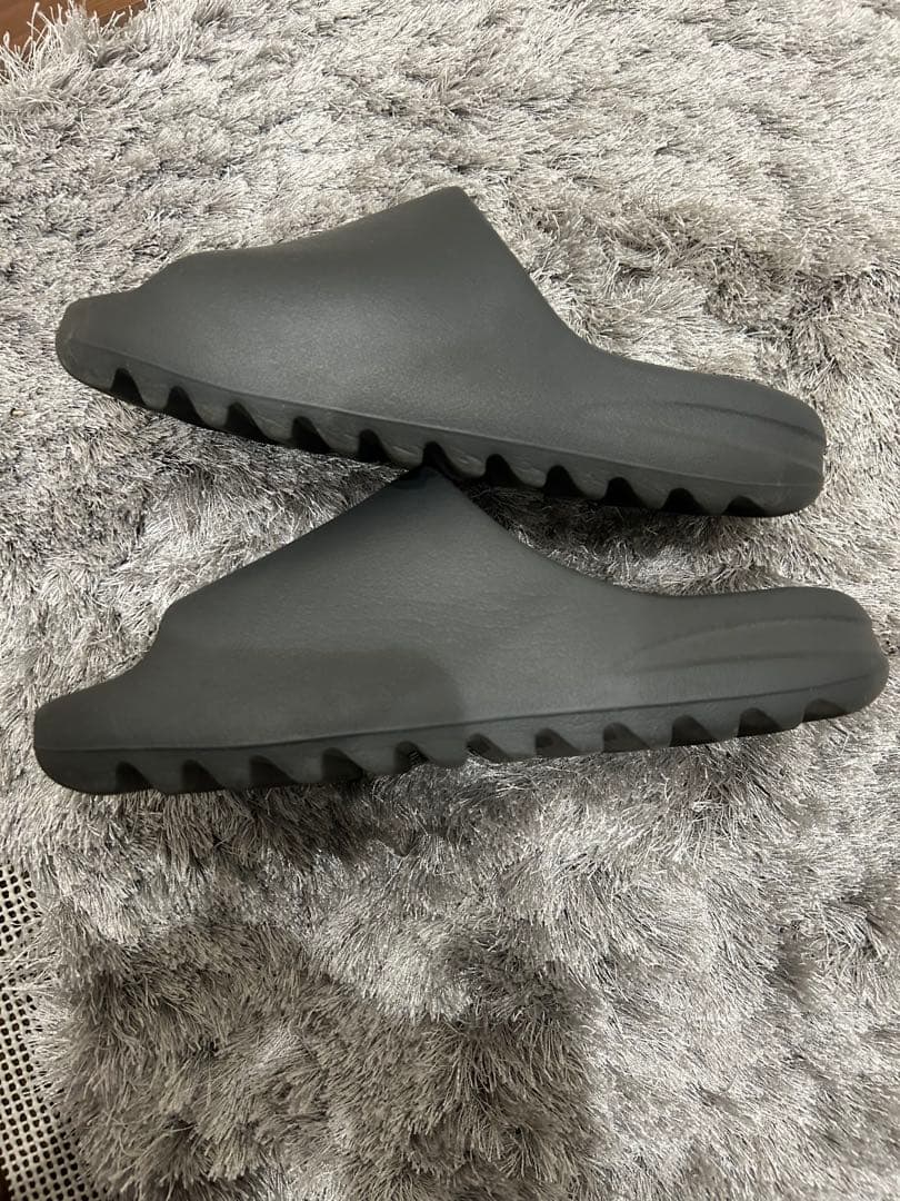 adidas Yeezy Slide “Onyx”