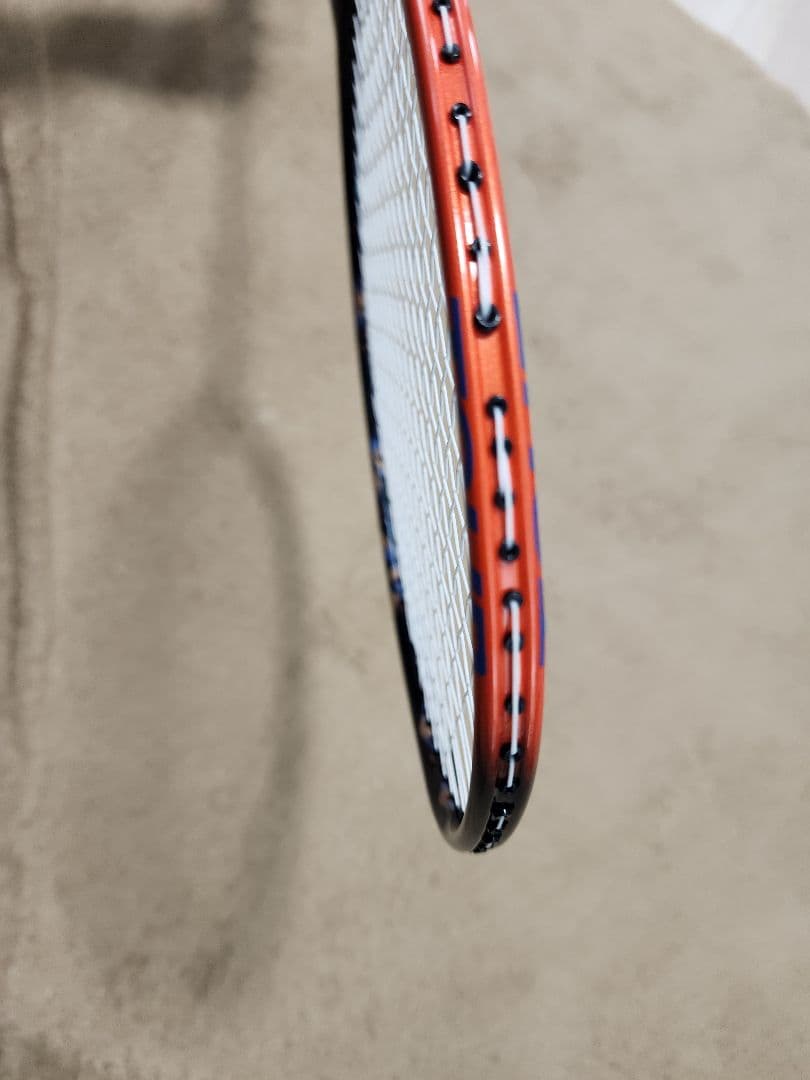 ヨネックス バドミントンラケット アストロクス 77 ツアー　YONEX