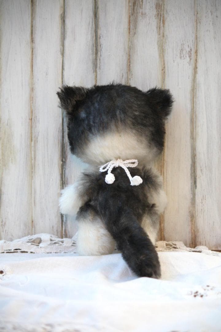 アートドール　ハンドメイド　天然モヘア　ハチワレちゃん　ぬいぐるみ