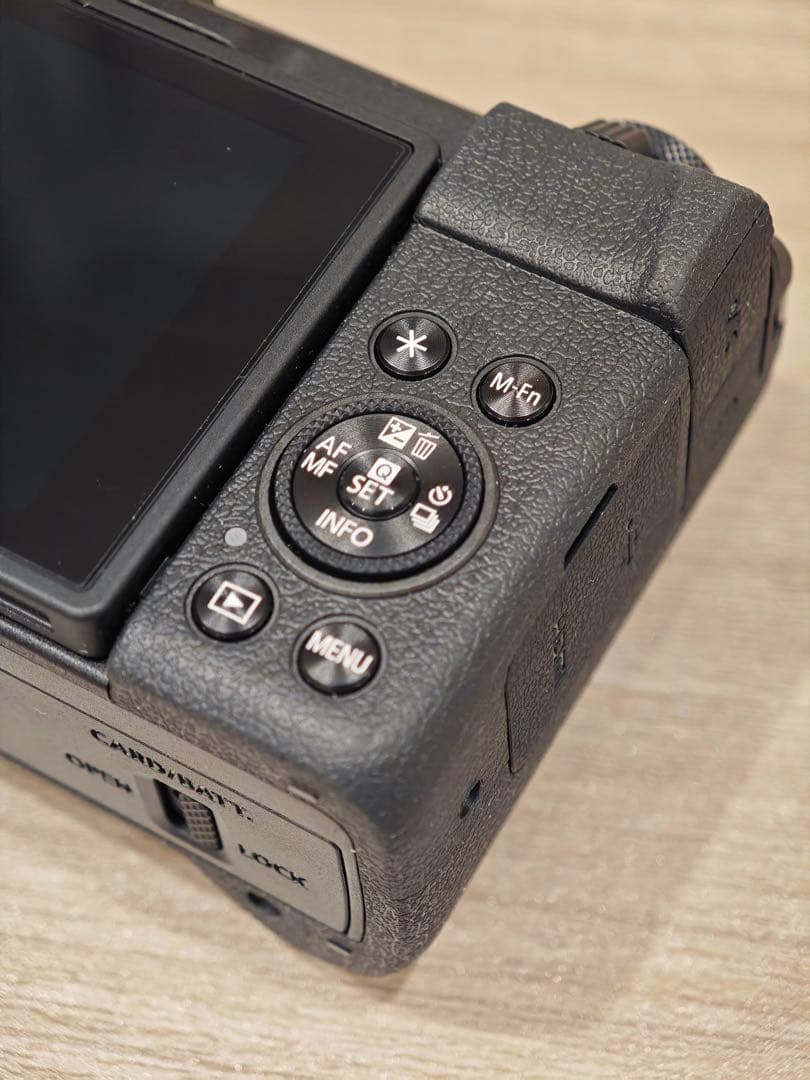 【5年保証付】【新品同様】Canon PowerShot V1 パワーショット