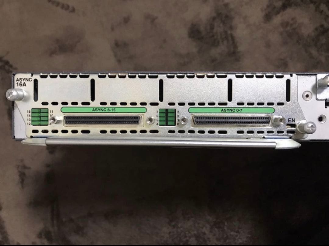 Cisco 2621XM ＋ ASYNC16A ＋ 72-0845-01