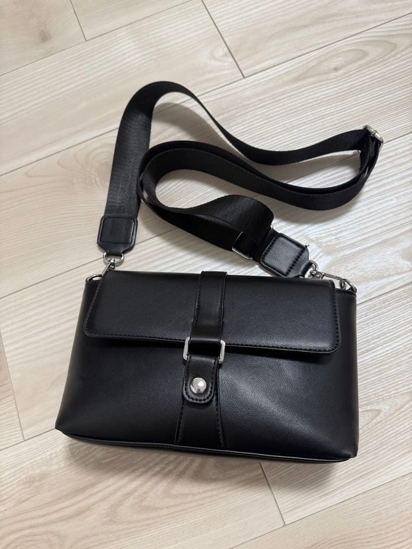 Lui's ミニポストマンBAG