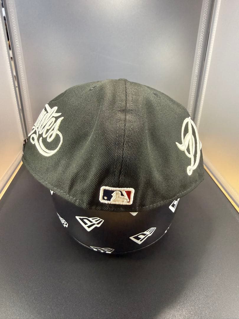 born x raised ミスターカートゥーン ドジャース