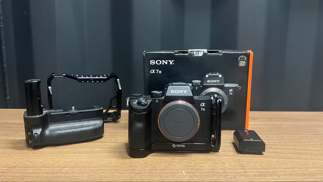 [ミルトン]SONY α7 III ミラーレス一眼　セット