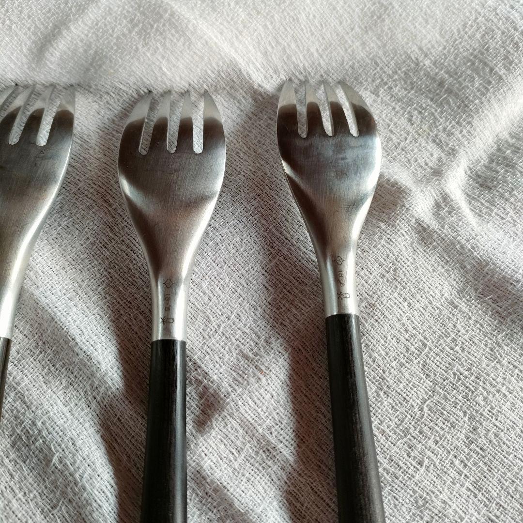 柳宗理　黒柄カトラリー デザートフォーク4本刃　 4本セット