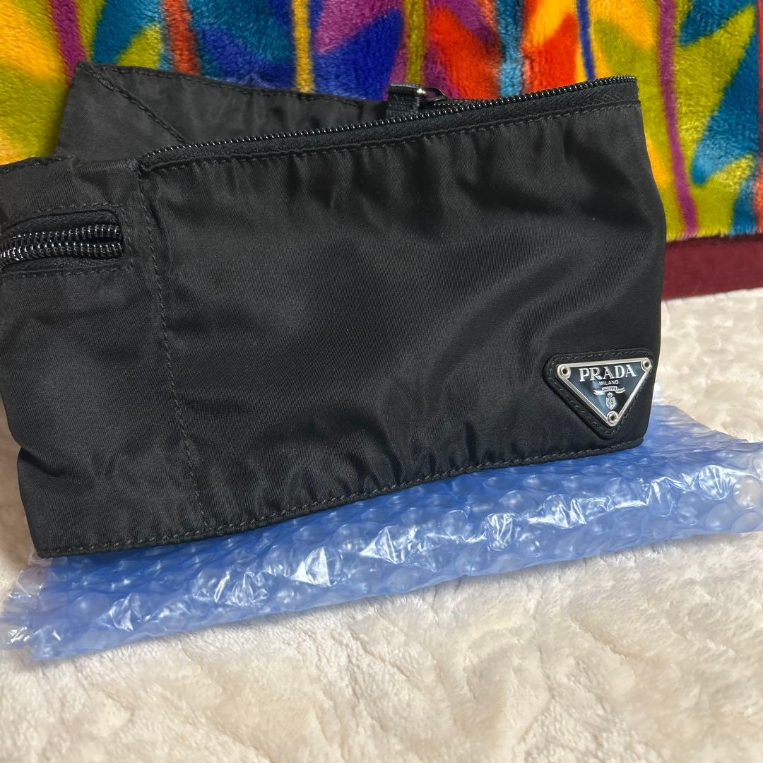 PRADA ウエストポーチ　美品　値下げ不可