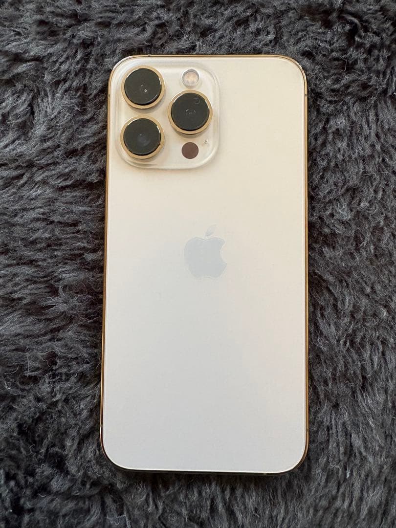 Apple iPhone 13 proゴールド 本体