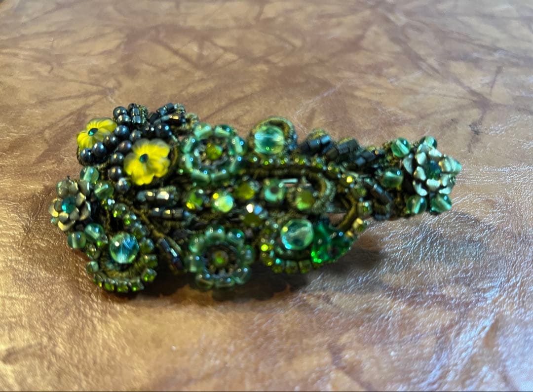 【美品】ミハエルネグリン 立体薔薇付きレースバレッタ