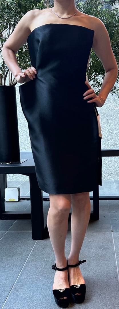 ランバン　ストラップレス ブラックドレス リボン