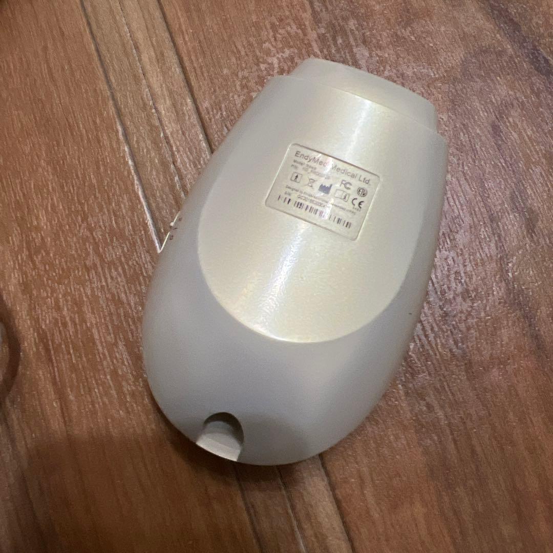 NEWA NEWAリフト　美顔器 充電器付き