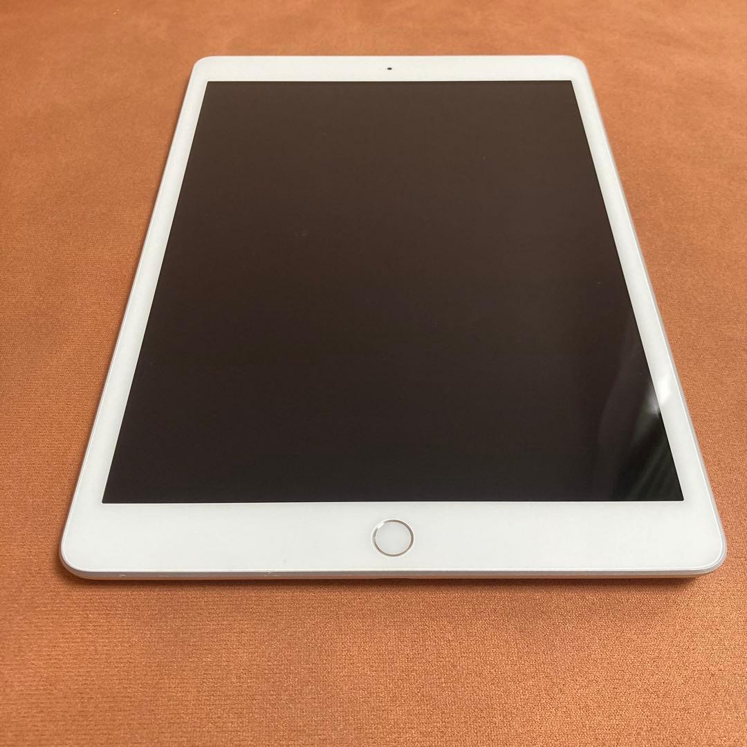 569【早い者勝ち】iPad8 第8世代 32GB SIMフリー☆