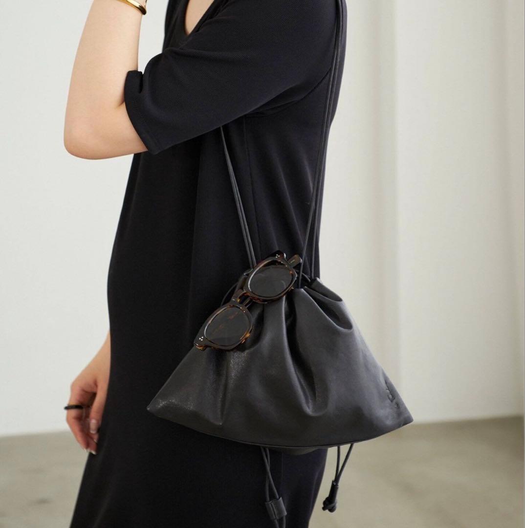 plage les Tendre leather clutch バック