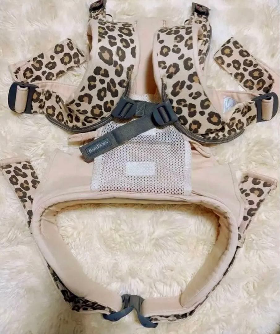 美品　ベビービョルン ONE KAI 抱っこ紐 レオパード 豹柄 希少　廃盤