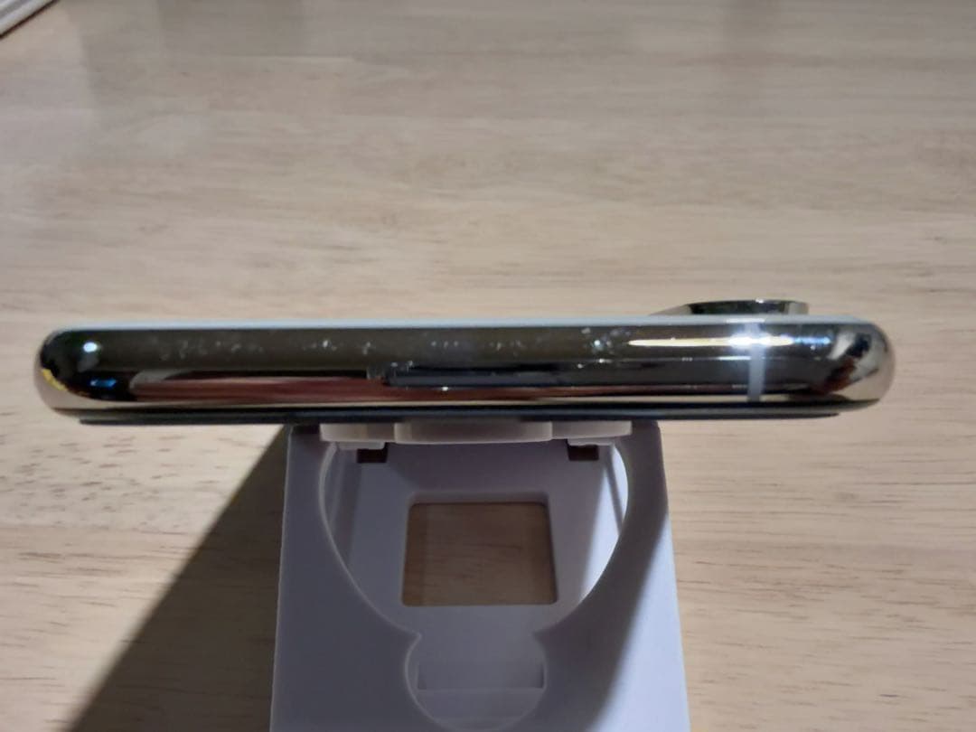 Apple iphonexs 64GBシルバー バッテリ81% SIMロックなし