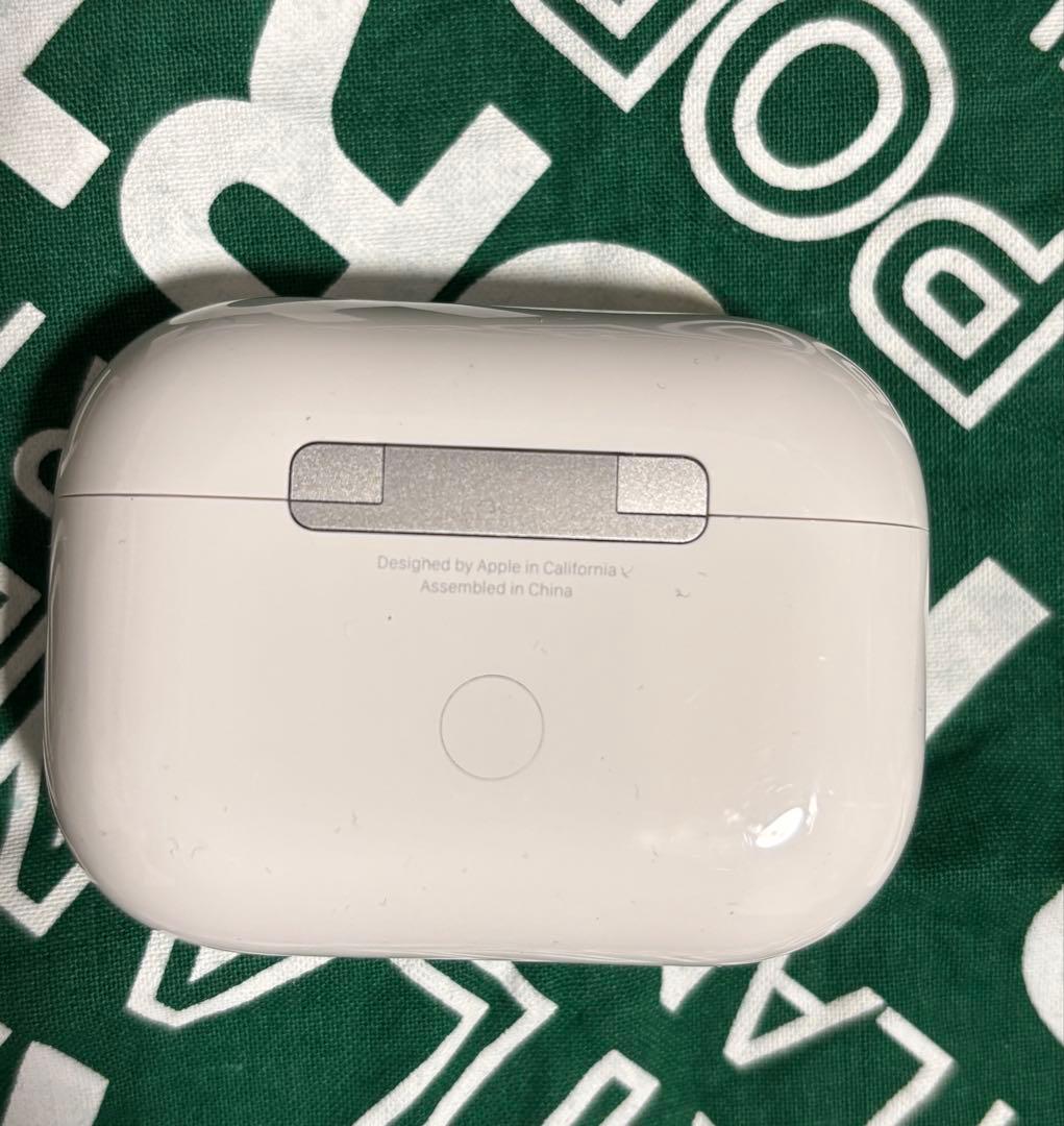 AirPods Pro 第2世代 右側充電不可 ジャンク品 イヤーチップ新品」