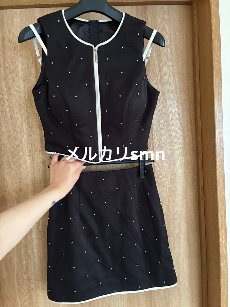 robe de fleurs glossy ドレス　M セットアップ　ブラック