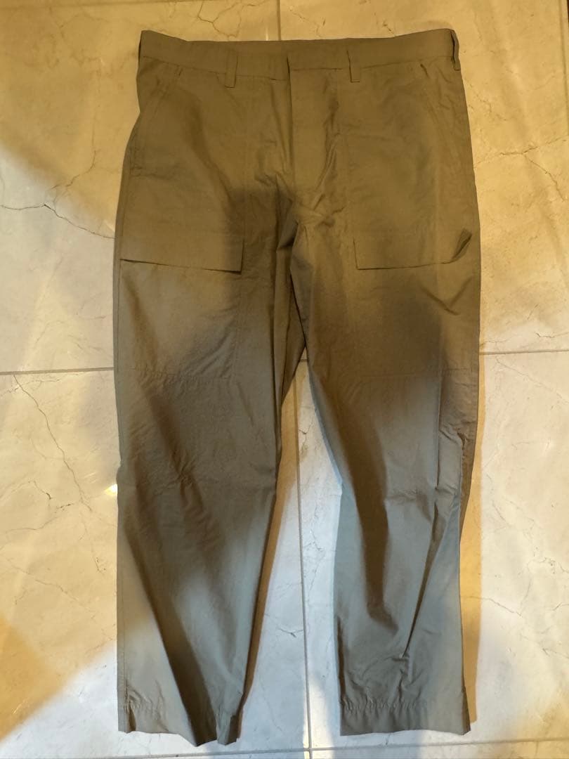 DIOR カーキ スラックス　56サイズ