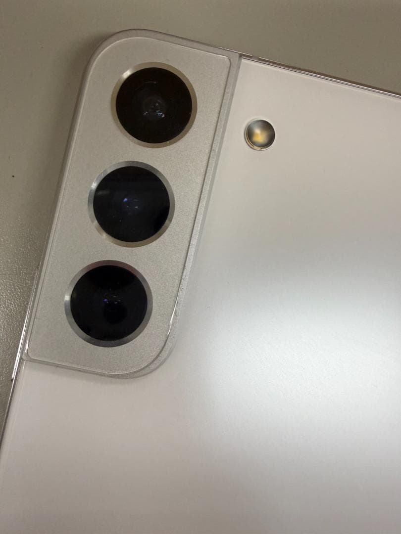 Samsung Galaxy S22 Ultra ホワイト