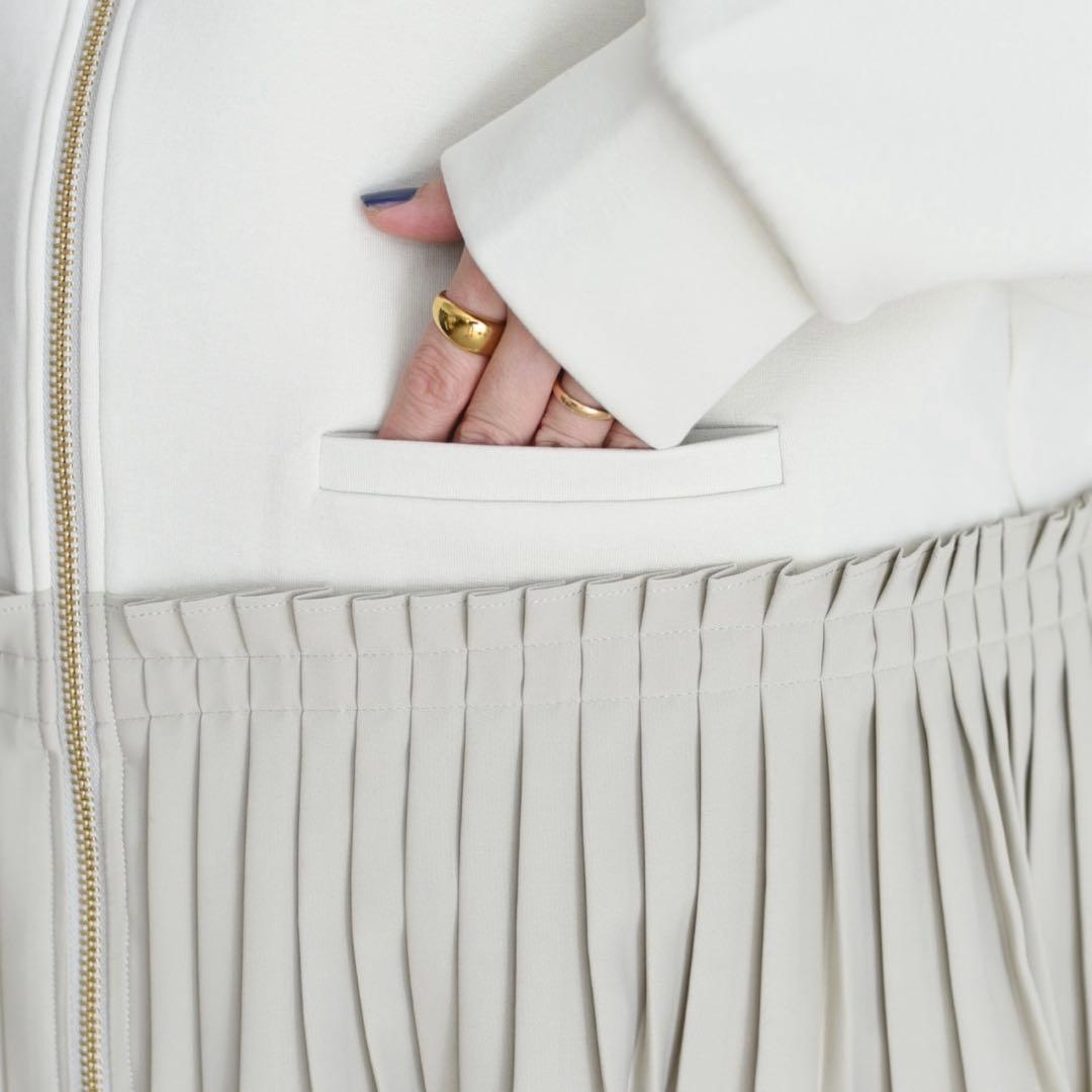 ⭐️完売品⭐️Eimee Lawプリーツヘム ダブルジップダンボールパーカー/グレー