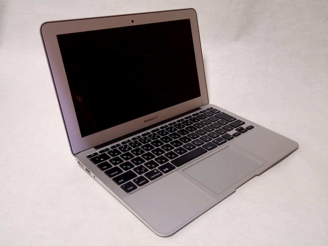 ☆☆美品 メモリ8G MacBook Air 2015 11インチA1465☆☆