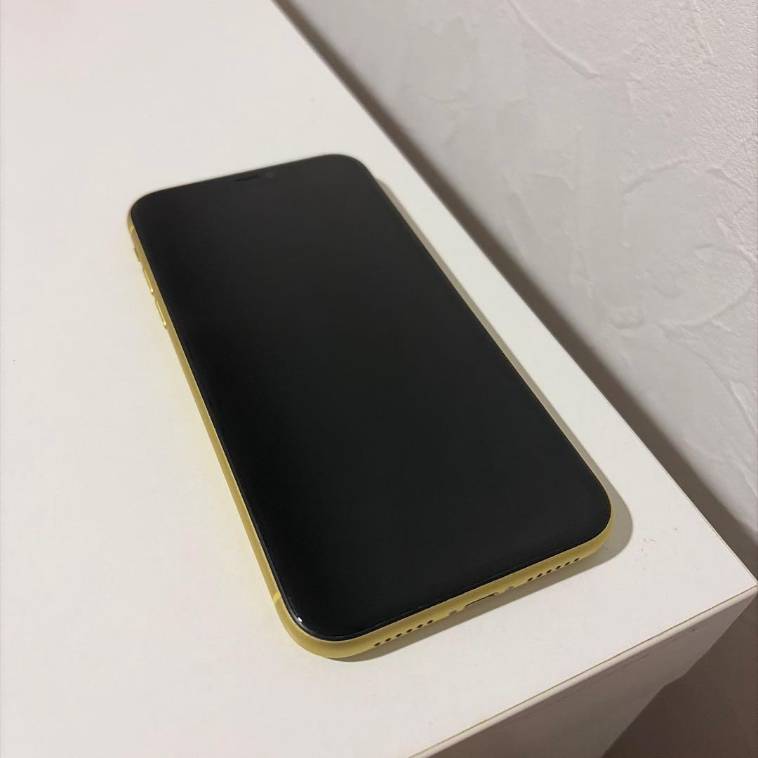 iPhone11 イエロー 64g SIMフリー