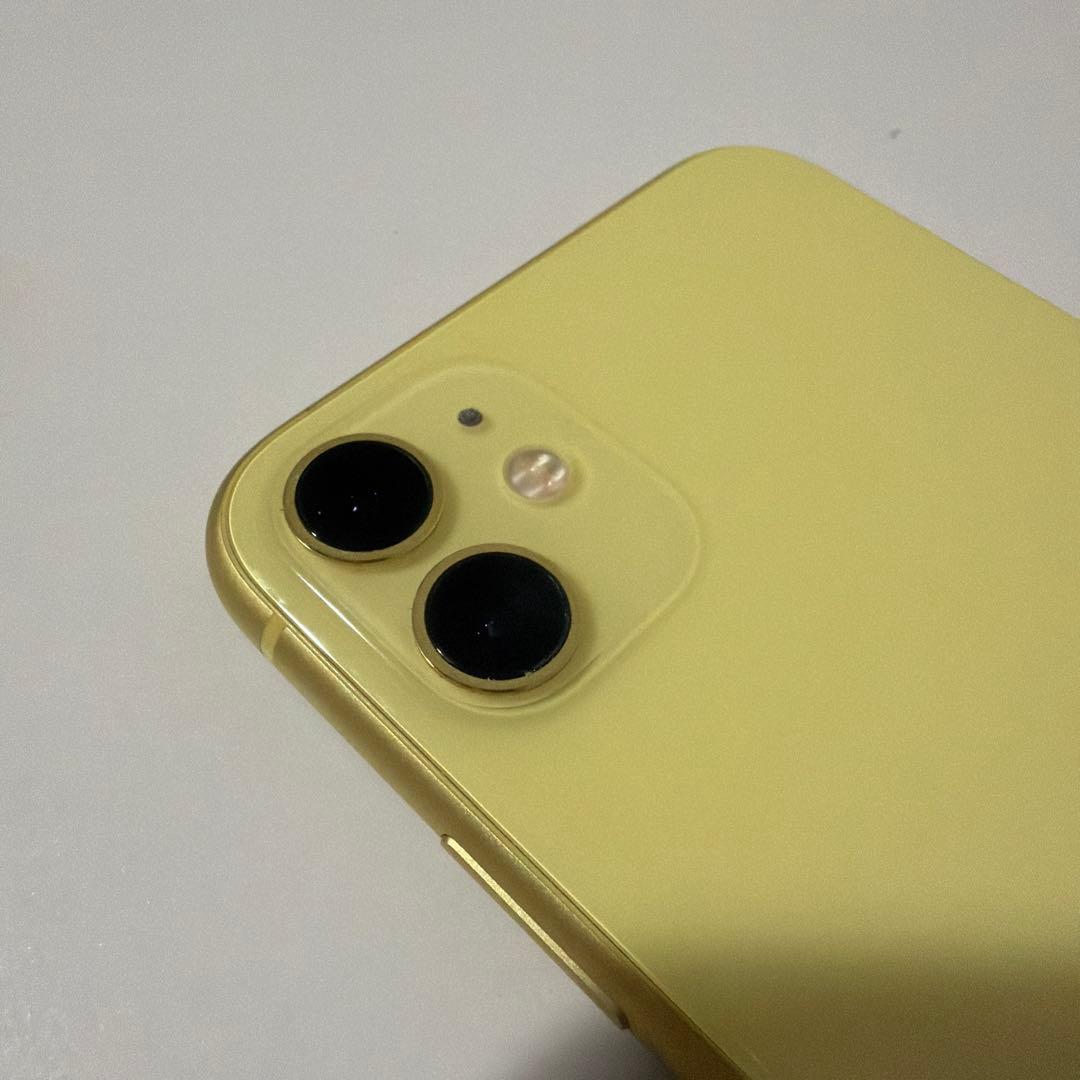 iPhone11 イエロー 64g SIMフリー