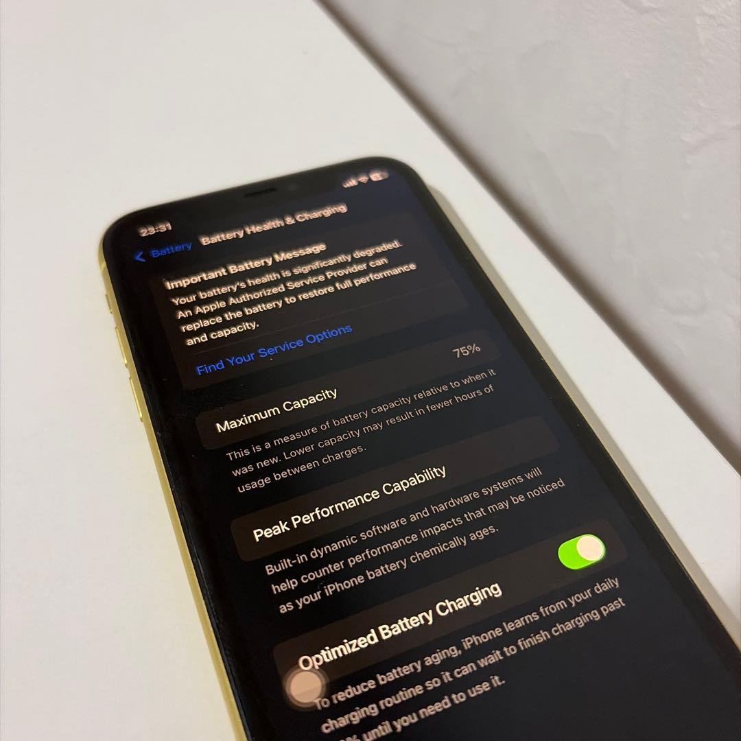 iPhone11 イエロー 64g SIMフリー
