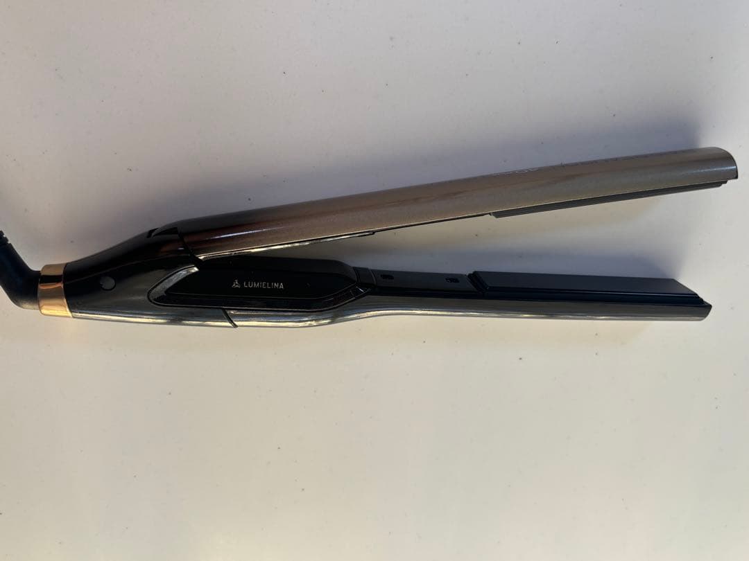 ヘアビューロン4Dストレートヘアアイロン