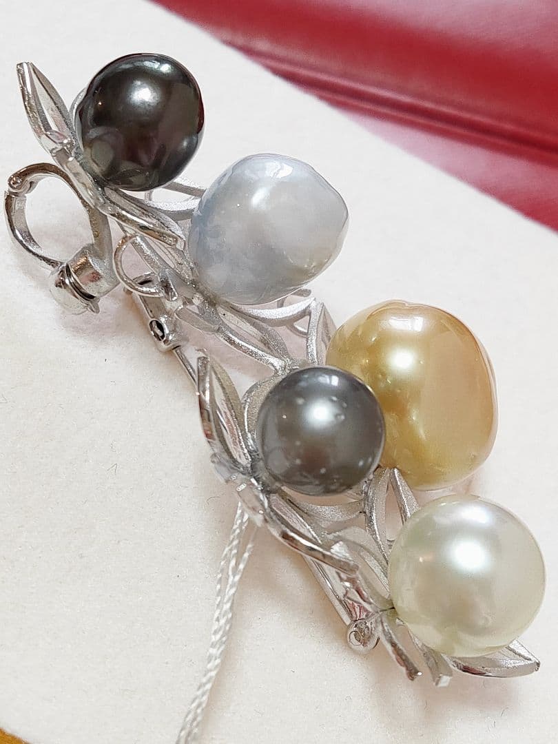 未使用品 南洋真珠 黒蝶真珠 白蝶真珠 シルバー ブローチ 兼 ペンダント