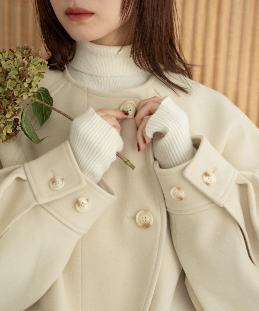 年末セール 新品紙タグ付き hinari ウェーブデザインミドルコート S