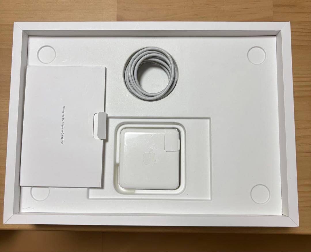 【美品・付属品完備】MacBookPro13インチ2020年32GB/512GB